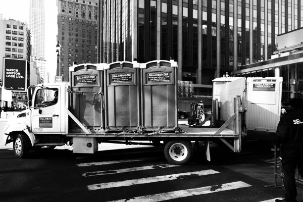 Best Affordable portable toilet rental  in Kingwood, WV